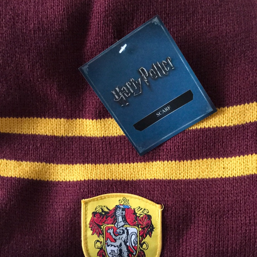 NEW!!! Gryffindor Scarf